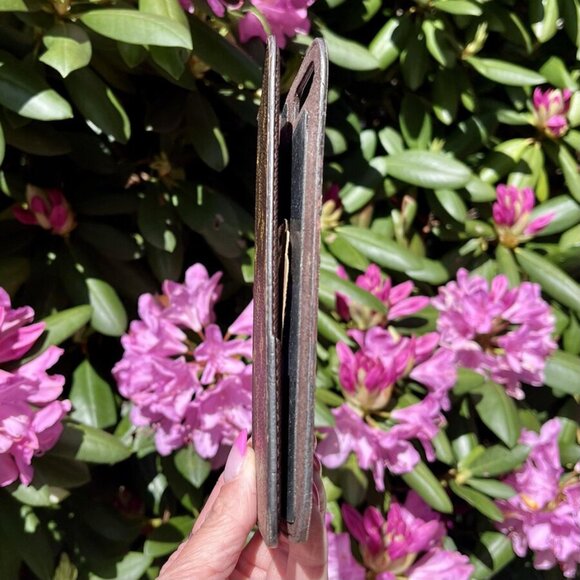 Louis Vuitton Monogram Folio iPhone Case 7/8 Plus - Picture 6 of 9